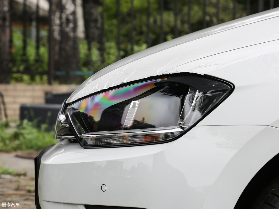 2018��ߠ��򡤼��� 2����o(j��)��� 230TSI �Ԅ�(d��ng)���A��