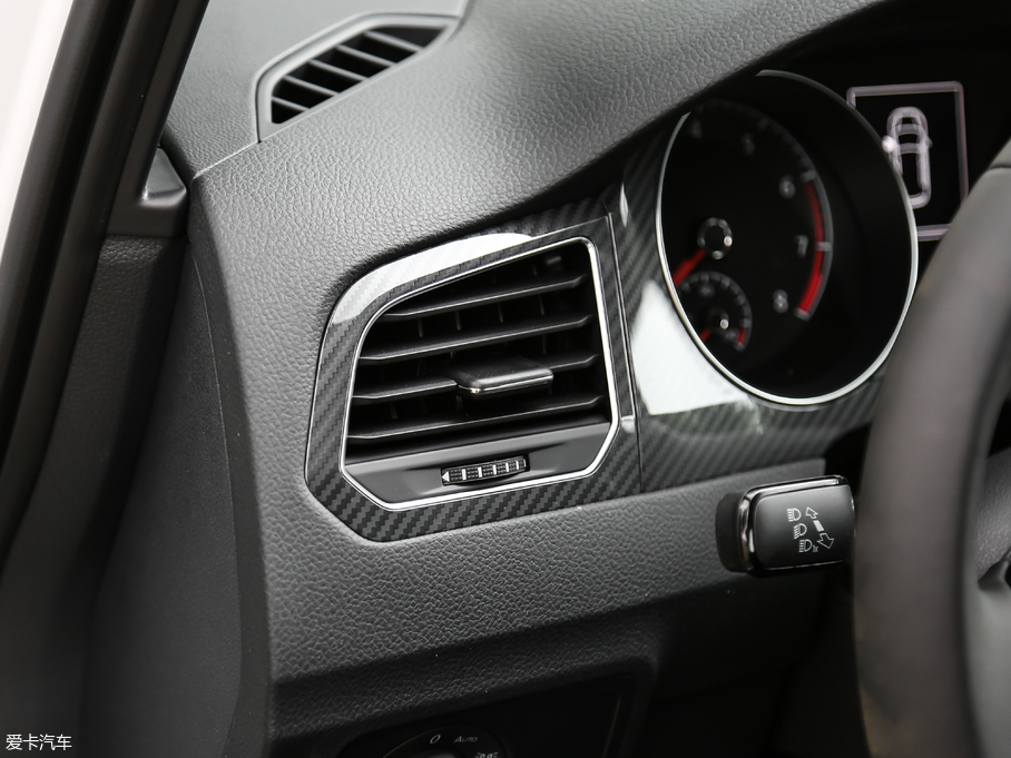 2018ߠ򡤼 2o 230TSI ԄӺA