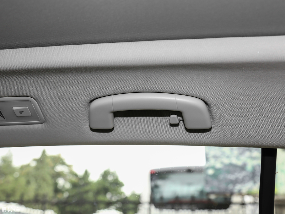 2018ߠ򡤼 2o(j) 230TSI ԄӺA