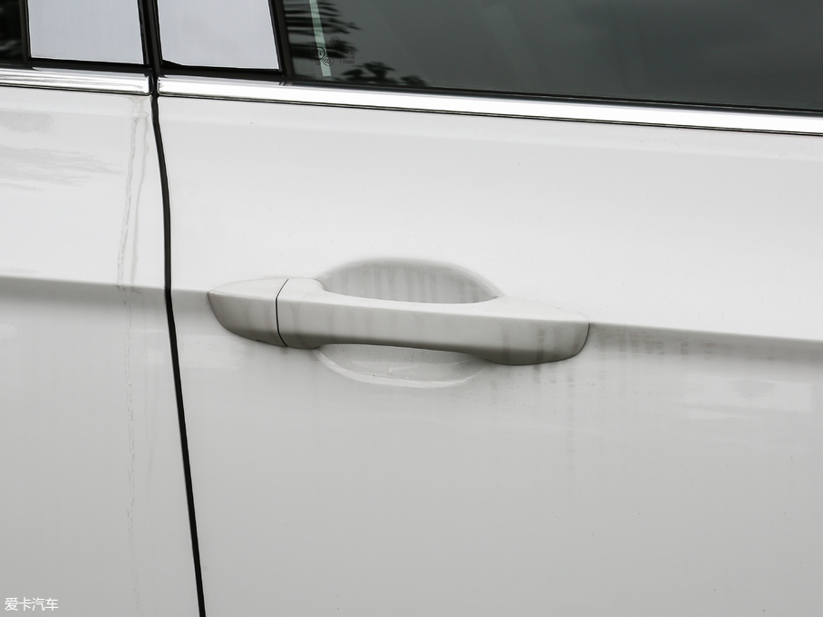 2018ߠ򡤼 2o 230TSI ԄMȡ