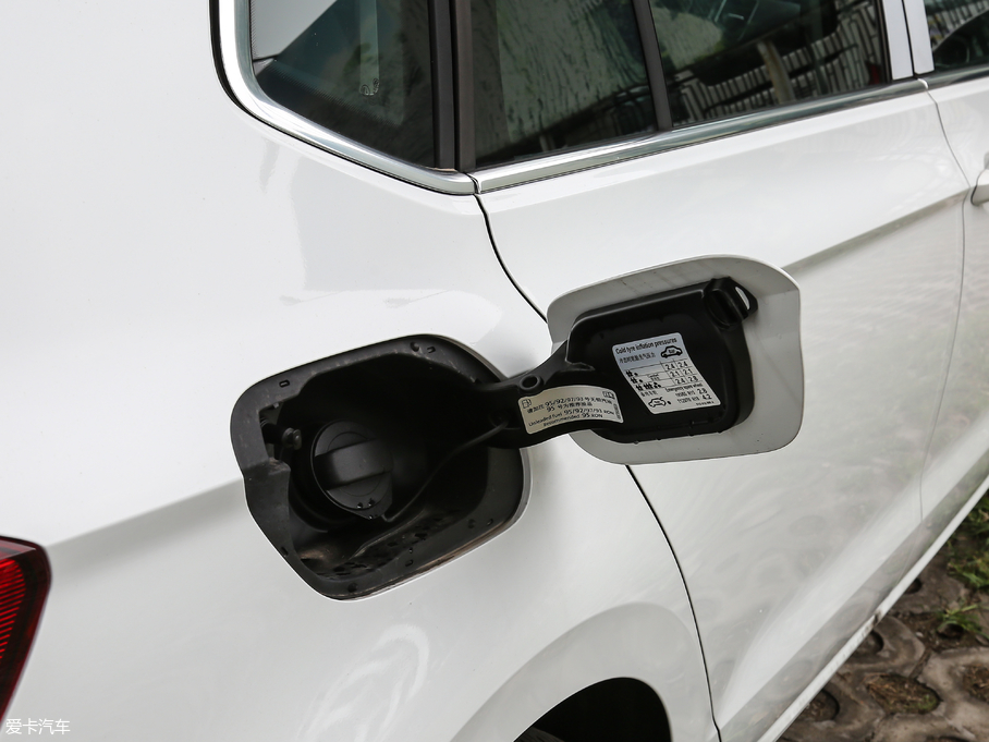 2018ߠ򡤼 2o 230TSI ԄMȡ