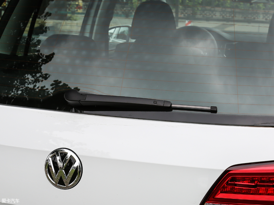 2018ߠ򡤼 2o(j) 230TSI Ԅ(dng)M(jn)ȡ