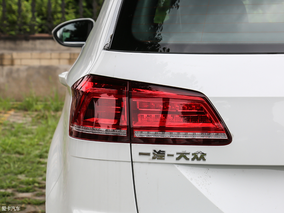 2018ߠ򡤼 2o 230TSI ԄMȡ