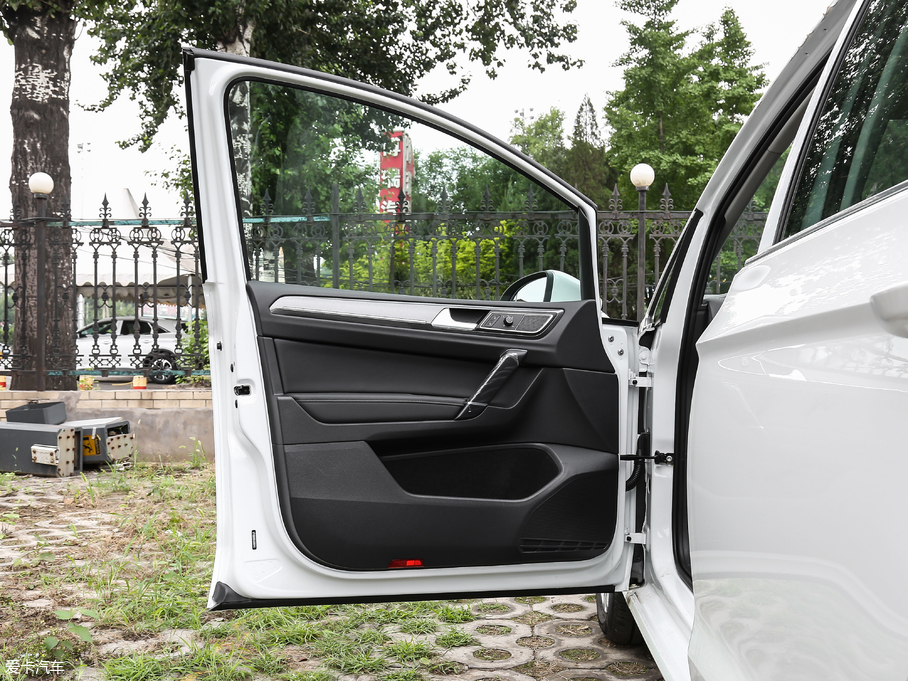 2018ߠ򡤼 2o 230TSI ԄMȡ