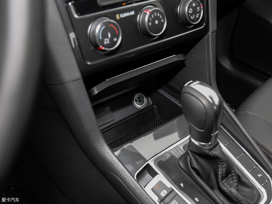 2018ߠ򡤼 2o 230TSI ԄMȡ