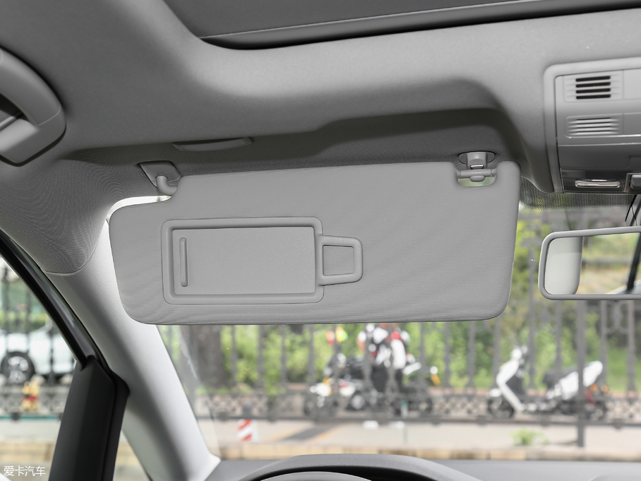 2018ߠ򡤼 2o 230TSI ԄMȡ