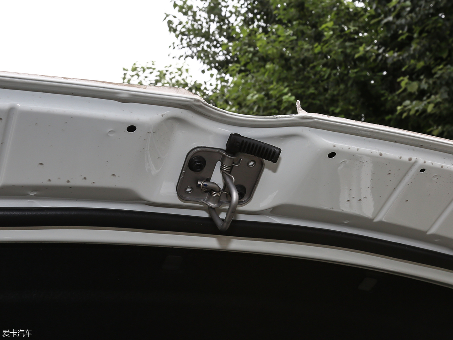 2018ߠ򡤼 2o(j) 230TSI Ԅ(dng)M(jn)ȡ