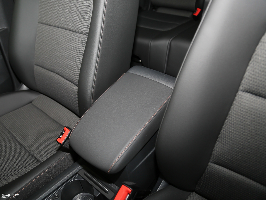 2018ߠ򡤼 230TSI ԄMȡ