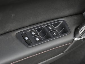 2018280TSI ԄӺA {܇ƅ^	