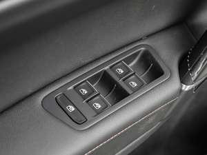 2018230TSI ԄMȡ {܇ƅ^	