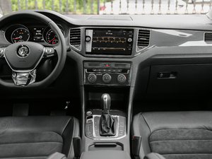 20182o 230TSI ԄӺA п_