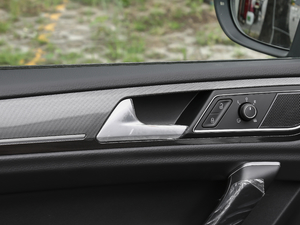 20182o(j) 230TSI ԄM(jn)ȡ g