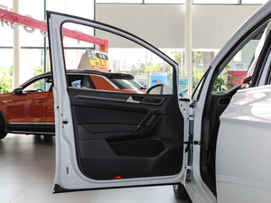 2018280TSI ԄŞ {λ܇T