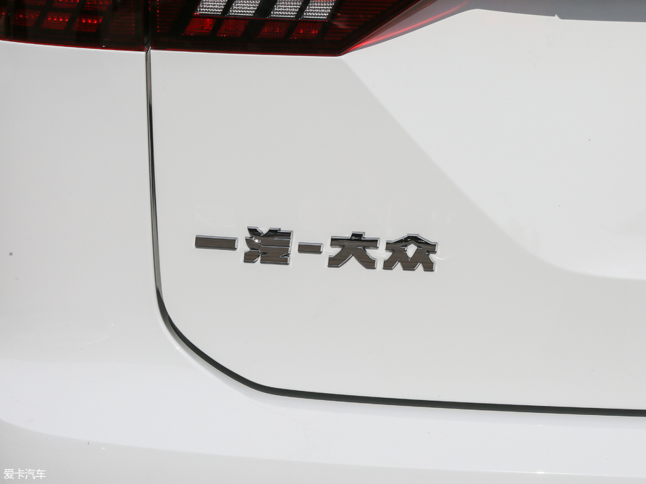 2019̽ 380TSI R-Line V