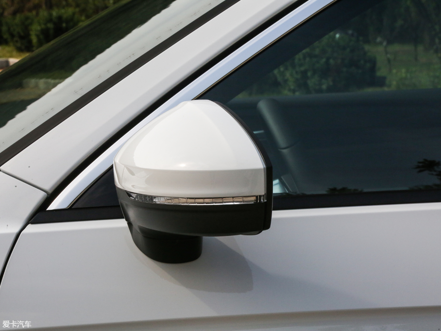 2019̽ 380TSI R-Line V