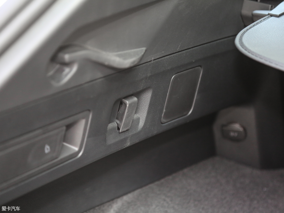 2019̽ 380TSI R-Line V