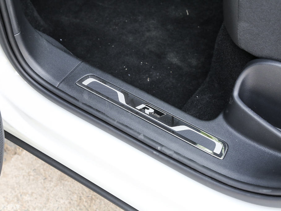 2019��̽�� 380TSI ���R-Line ��V