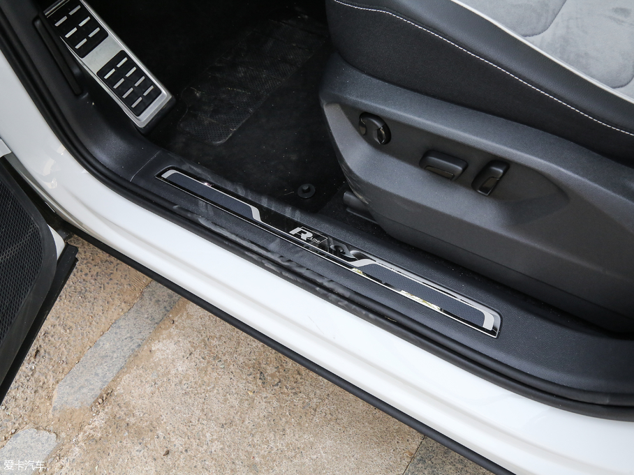 2019��̽�� 380TSI ���(q��)R-Line ��V