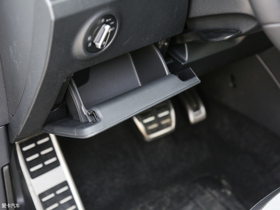 2019̽ 380TSI R-Line V