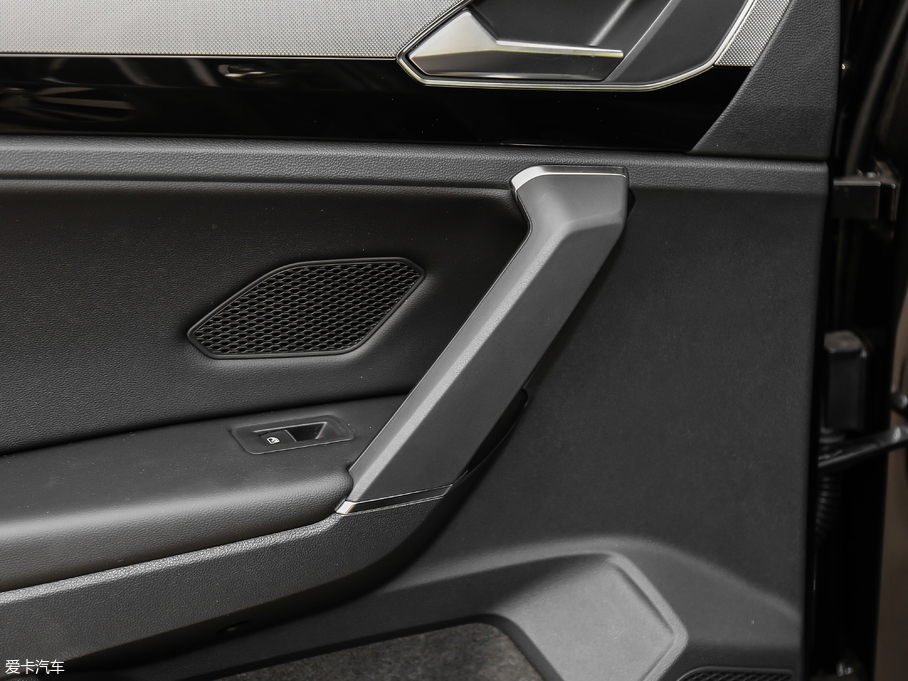 2019��̽�� 330TSI �����A�� ��V