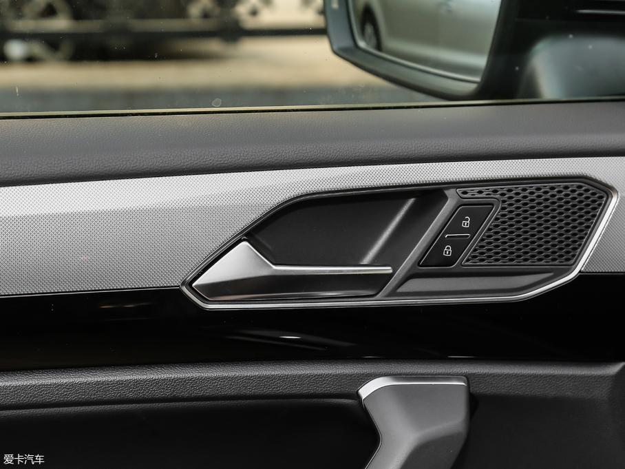 2019̽ 330TSI (q)A (gu)V