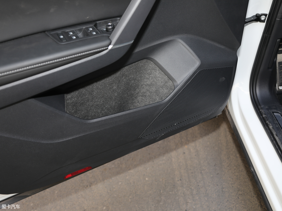 2019̽ 380TSI R-Line VI