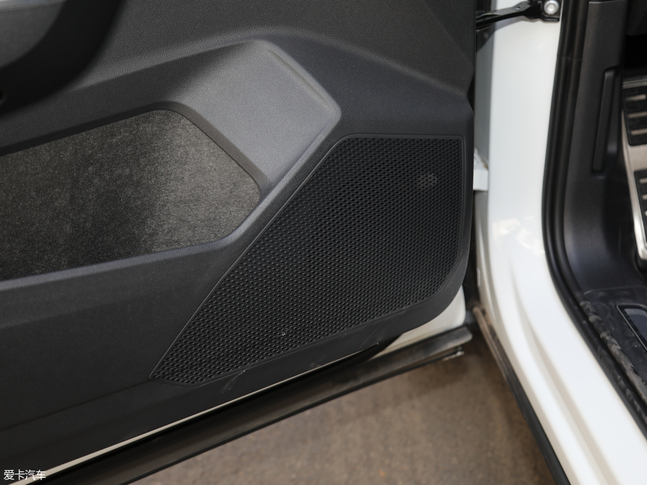 2019̽ 380TSI R-Line VI