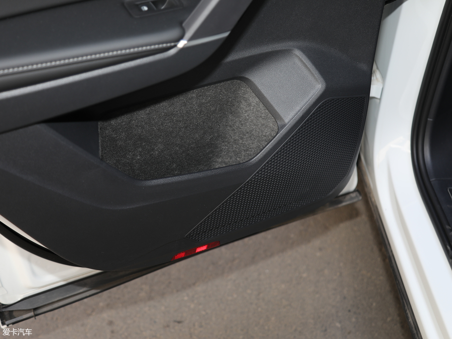 2019̽ 380TSI R-Line VI