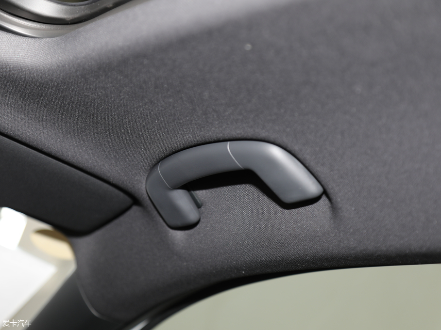 2019̽ 380TSI R-Line VI