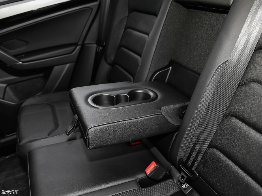 2019��̽�� 330TSI ���(q��)���A�� ��VI