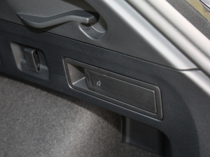 2019380TSI R-Line V g