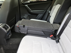 2019380TSI R-Line V g