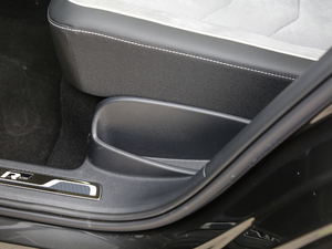 2019380TSI R-Line V g