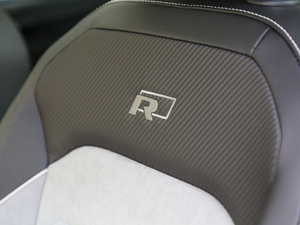 2019380TSI R-Line V g