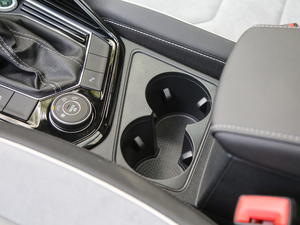 2019380TSI R-Line V g