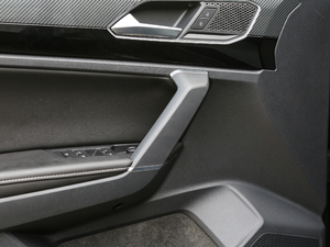 2019380TSI R-Line V g