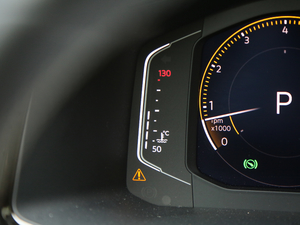 2019380TSI R-Line V п؅^