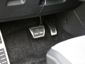 2019380TSI R-Line V п؅^