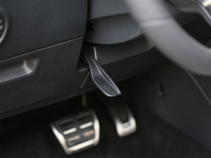 2019380TSI R-Line V п؅^