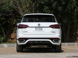 2019380TSI (q)R-Line V 	