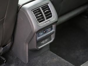 2019380TSI R-Line V g