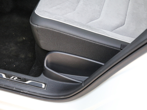 2019380TSI R-Line V g