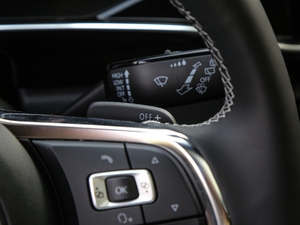 2019380TSI (q)R-Line V п؅^(q)