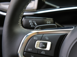 2019380TSI (q)R-Line V п؅^(q)