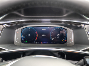 2019380TSI (q)F (gu)V x