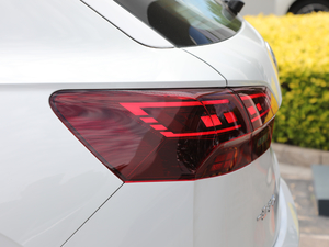 2019380TSI R-Line VI ^