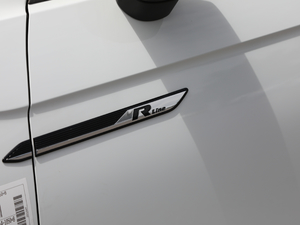 2019380TSI R-Line VI ^