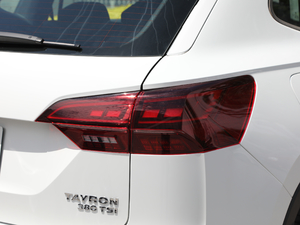 2019380TSI R-Line VI ^