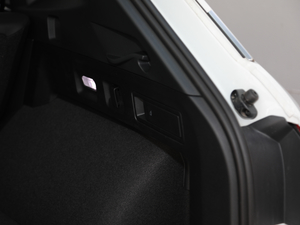 2019380TSI (q)R-Line VI g