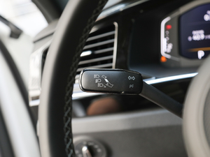 2019380TSI R-Line VI п؅^